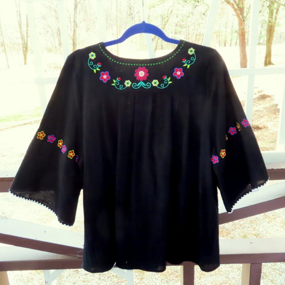 Stunning Bohemian Blouse • Real Embroided Fancy Flowers • 3/4 Bell Sleeve - Picture 4 of 7